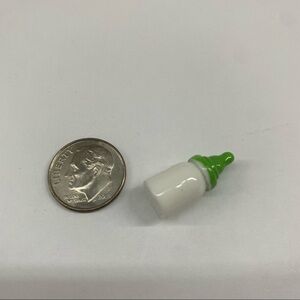 5/$15‎ elf-sized baby bottle prop with green